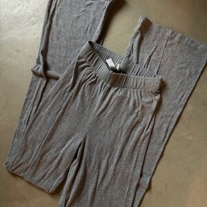 SKIMS Gray Ribbed Pants